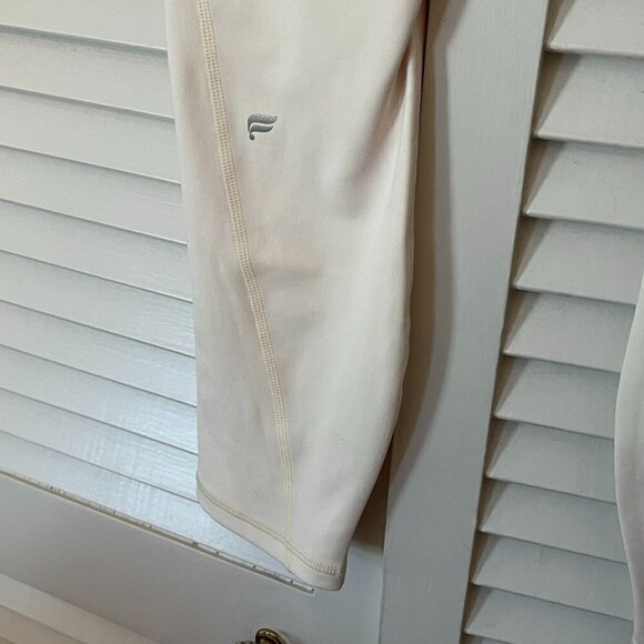 NWT Fabletics PureLuxe Oasis 7/8 pants medium women ivory oats - Picture 5 of 10